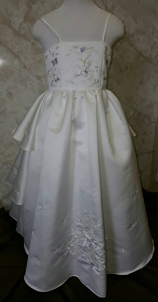 white flower girl dress